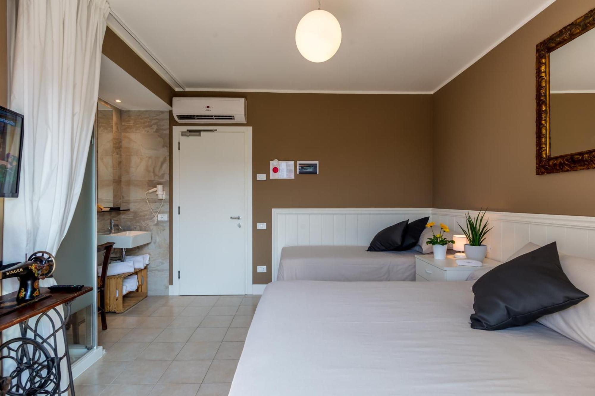 Hotel Maximilian バルドリーノ 部屋 写真