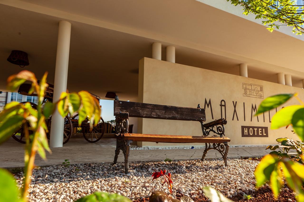 Hotel Maximilian バルドリーノ エクステリア 写真